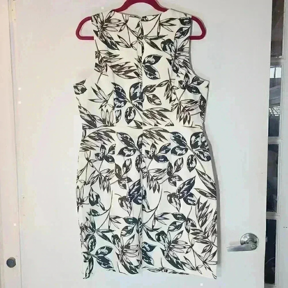 J. CREW Floral Woven Cotton Lined Sheath Dress Sz 14 - Picture 2 of 7